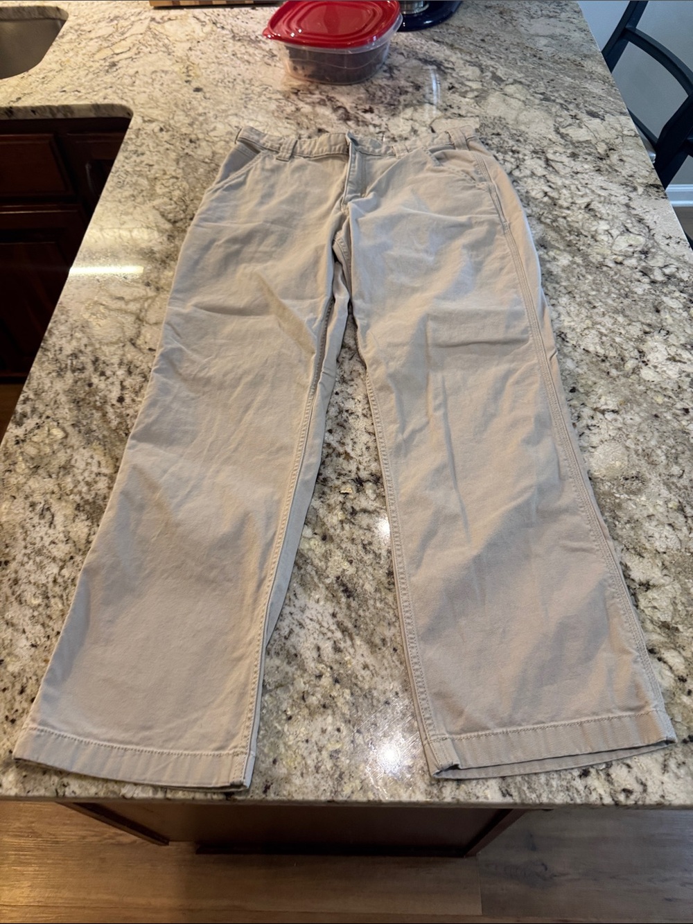 Carhartt Men's Khaki Straight-Leg Chinos

PERFECT CONDITION